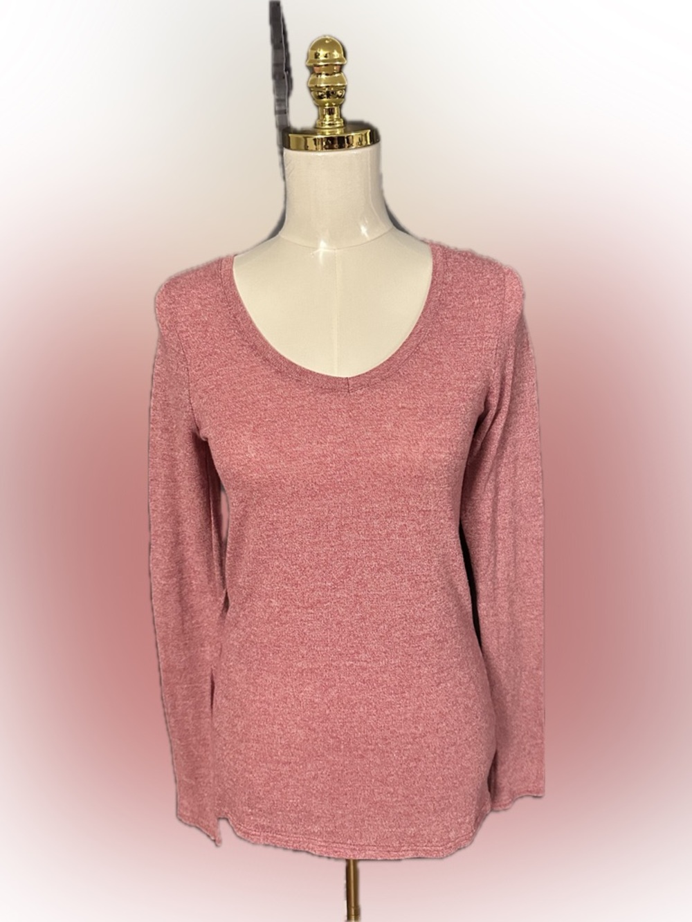 Poof! Mauve Heathered V-Neck Tunic Top Long Sleeve Soft Knit EUC M